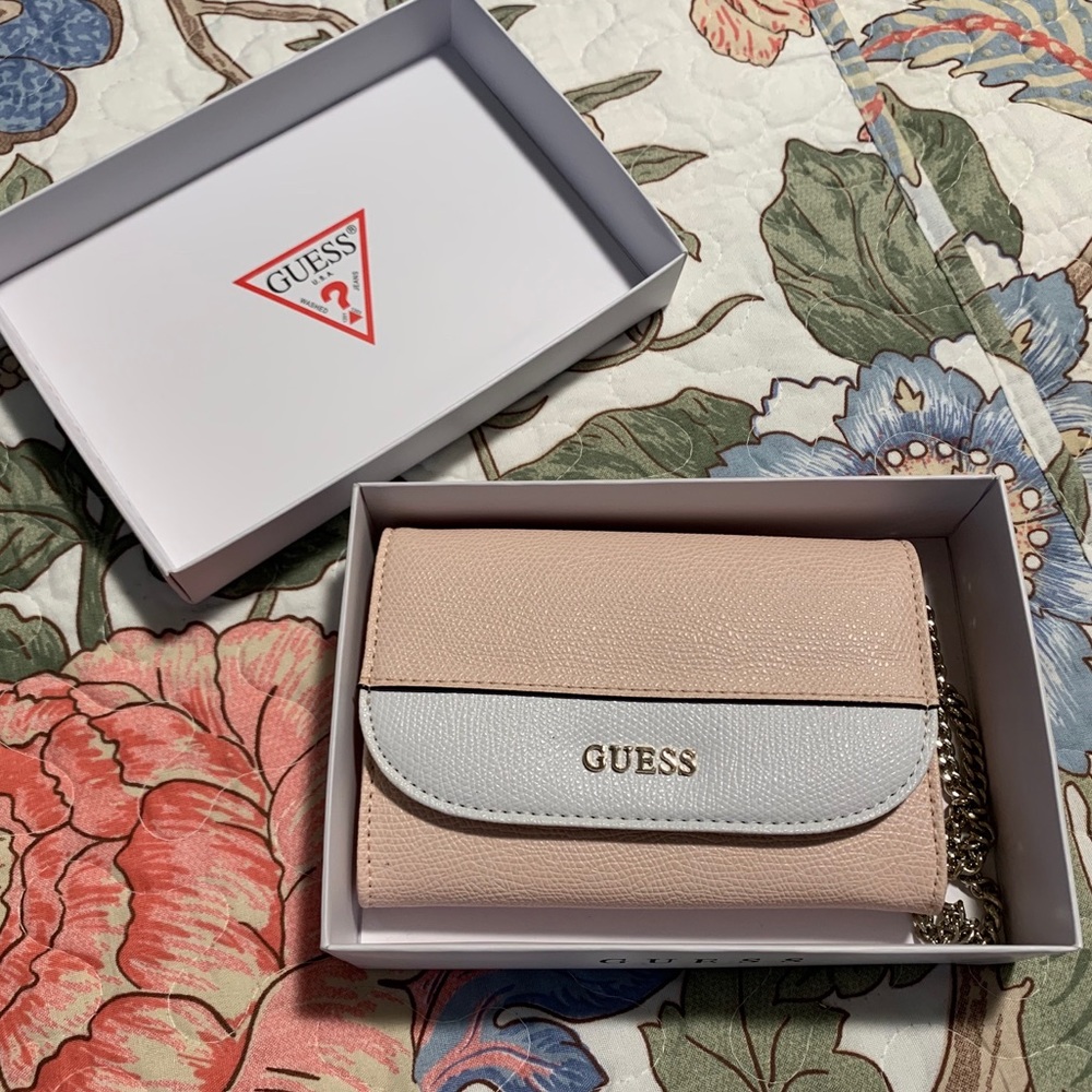 Guess wallet